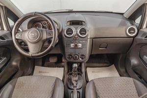 Хетчбэк Opel Corsa 2012 года, 699000 рублей, Челябинск