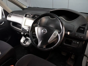 Минивэн Nissan Serena 2010 года, 1090000 рублей, Омск