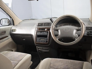 Минивэн Toyota Gaia 1999 года, 560000 рублей, Омск