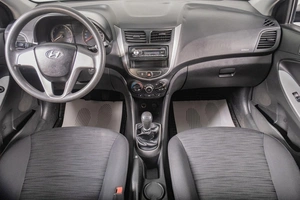 Седан Hyundai Solaris 2014 года, 859000 рублей, Томск