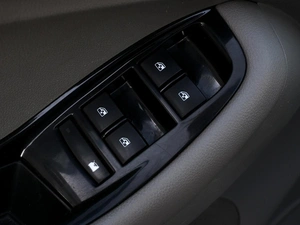 Минивэн Chevrolet Orlando 2012 года, 1299000 рублей, Волгоград