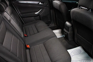 Седан Ford Mondeo 2012 года, 989000 рублей, Сургут