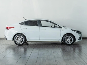Седан Hyundai Solaris 2018 года, 1449000 рублей, Саратов