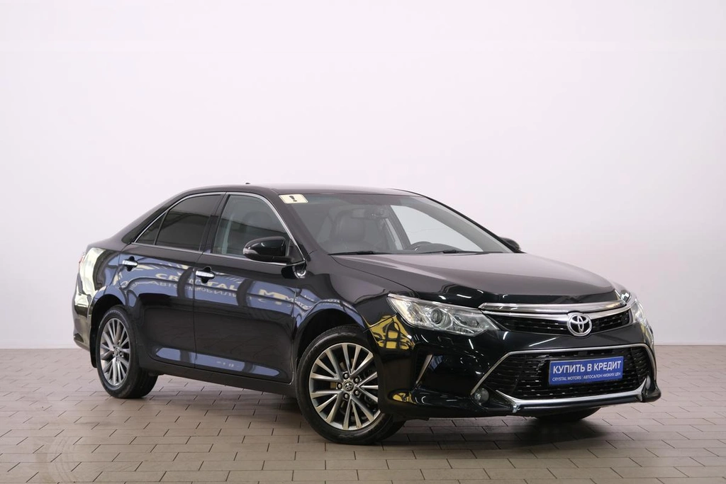 Седан Toyota Camry 2016 года, 1939000 рублей, Омск