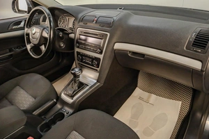 Лифтбек Skoda Octavia 2012 года, 919000 рублей, Челябинск