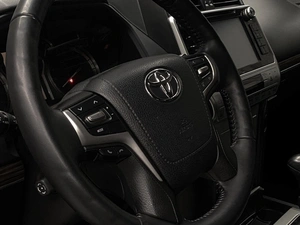 Внедорожник Toyota Land Cruiser Prado 2018 года, 5249000 рублей, Красноярск