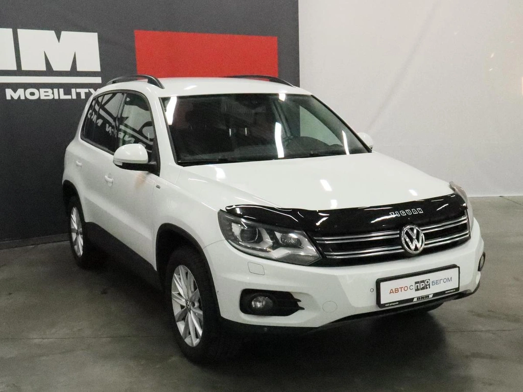 Внедорожник Volkswagen Tiguan 2014 года, 1750000 рублей, Курск