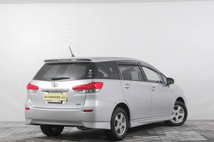 Минивэн Toyota Wish 2009 года, 1349000 рублей, Кемерово