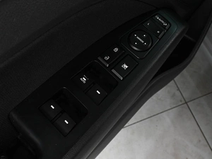 Седан Hyundai Elantra 2019 года, 1699000 рублей, Аксай