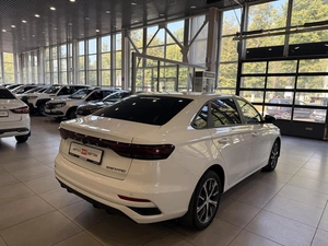 Седан Geely Emgrand 7 2023 года, 1760000 рублей, Орёл