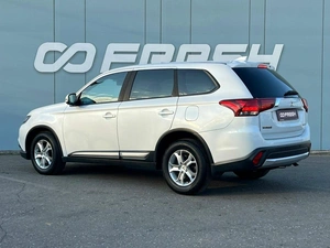 Внедорожник Mitsubishi Outlander 2017 года, 1999000 рублей, Ижевск