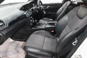 Седан Mercedes-benz C-класс 2011 года, 1369000 рублей, Новокузнецк