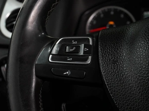 Внедорожник Volkswagen Tiguan 2013 года, 1409000 рублей, Воронеж