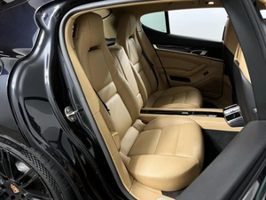 Лифтбек Porsche Panamera 4 2016 года, 3849900 рублей, Казань