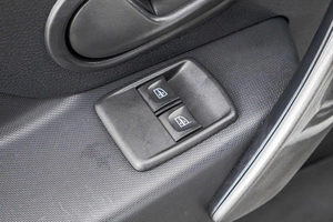 Седан Renault Logan 2018 года, 779000 рублей, Барнаул