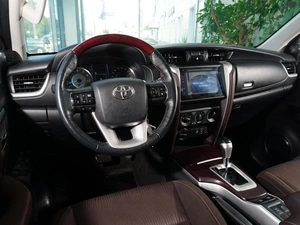 Внедорожник Toyota Fortuner 2019 года, 3198000 рублей, Тверь
