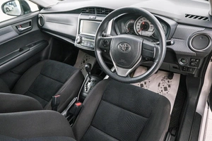 Универсал Toyota Corolla Fielder 2012 года, 999000 рублей, Красноярск