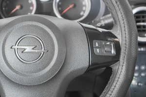 Хетчбэк Opel Corsa 2007 года, 499000 рублей, Кемерово