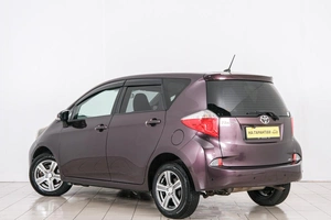 Хетчбэк Toyota Ractis 2011 года, 849000 рублей, Красноярск