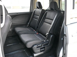 Минивэн Nissan Serena 2019 года, 2329000 рублей, Кирилловка