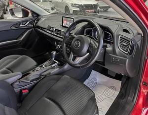 Седан Mazda Axela 2014 года, 1247000 рублей, Красноярск