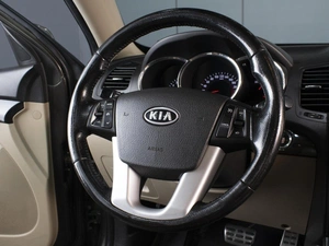 Внедорожник Kia Sorento 2010 года, 1530000 рублей, Омск