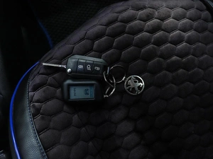 Хетчбэк Peugeot 208 2013 года, 720000 рублей, Красноярск