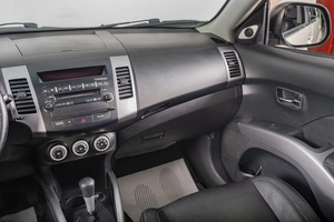 Внедорожник Mitsubishi Outlander 2007 года, 1049000 рублей, Томск