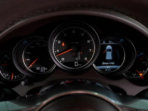 Внедорожник Porsche Cayenne 2015 года, 3599000 рублей, Воронеж