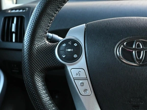 Лифтбек Toyota Prius 2011 года, 949000 рублей, Кирилловка