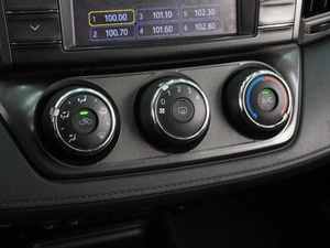 Внедорожник Toyota RAV4 2014 года, 2014000 рублей, Воронеж