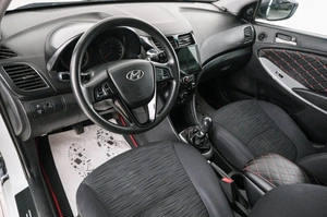 Седан Hyundai Solaris 2016 года, 699000 рублей, Красноярск