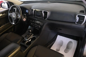 Внедорожник Kia Sportage 2016 года, 1999000 рублей, Омск