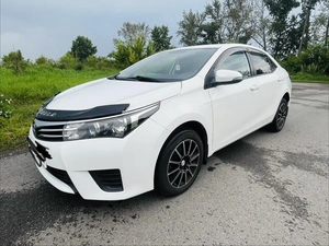 Седан Toyota Corolla 2015 года, 1350000 рублей, Заозерный