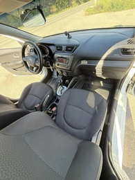 Седан Kia Rio 2013 года, 828000 рублей, Большеулуйский район