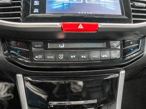 Седан Honda Accord 2017 года, 2100000 рублей, Красноярск