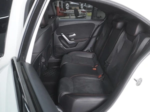 Седан Mercedes-benz A-класс 2019 года, 2430000 рублей, Ростов-на-Дону