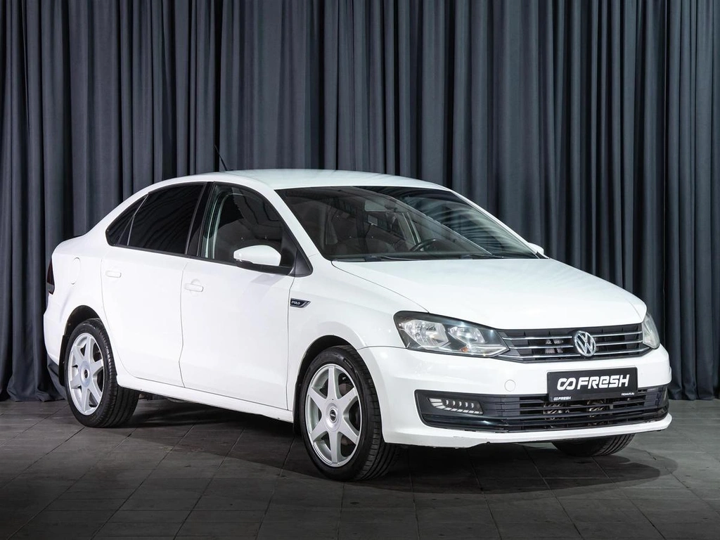 Седан Volkswagen Polo 2018 года, 1098000 рублей, Волгоград