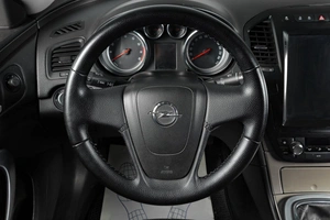 Седан Opel Insignia 2009 года, 639000 рублей, Тюмень