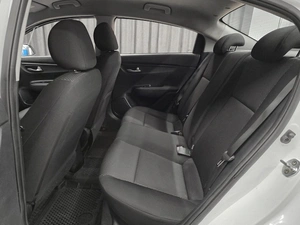 Седан Kia Rio 2020 года, 995000 рублей, Красноярск