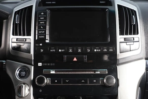 Внедорожник Toyota Land Cruiser 2015 года, 5649000 рублей, Новосибирск