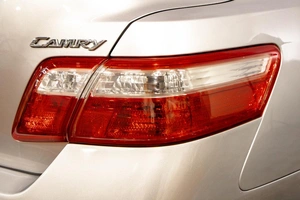 Седан Toyota Camry 2006 года, 1289000 рублей, Барнаул