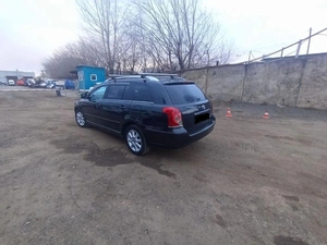 Лифтбек Toyota Avensis 2008 года, 1076700 рублей, Красноярск