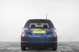 Универсал Honda Fit Shuttle 2014 года, 1049000 рублей, Кемерово