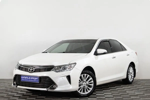 Седан Toyota Camry 2015 года, 2489000 рублей, Сургут