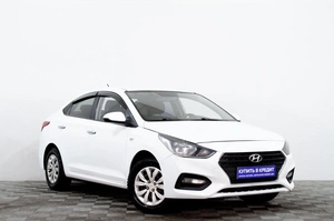 Седан Hyundai Solaris 2019 года, 989000 рублей, Сургут
