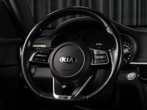 Седан Kia Optima 2018 года, 1989000 рублей, Тюмень