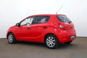 Хетчбэк Hyundai i20 2010 года, 579000 рублей, Орёл