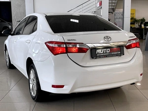 Седан Toyota Corolla 2013 года, 1187000 рублей, Солонцы