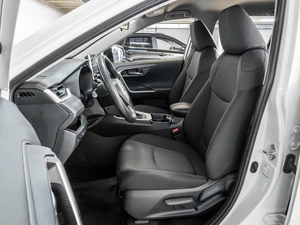 Внедорожник Toyota RAV4 2020 года, 3940000 рублей, Ставрополь